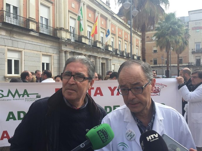 El presidente de la plataforma 'Basta ya' en Huelva, Antonio Ortega.