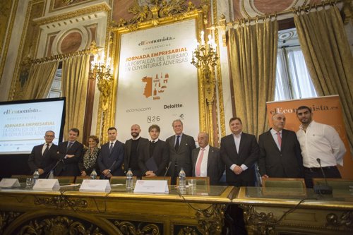 Debate, turismo, la fortaleza del turismo