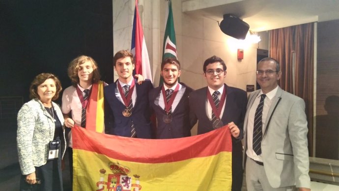 La delegación española participante en la Olimpiada Iberoamericana de Física