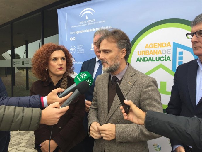 El consejero de Medio Ambiente, José Fiscal.