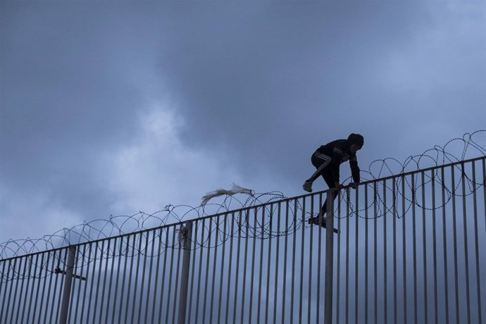 Menores inmigrantes no acompañados en Ceuta