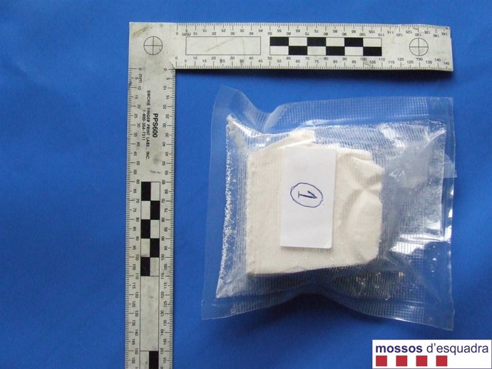 Droga incautada en la detención de dos preuntos traficantes en Montcada i Reixac