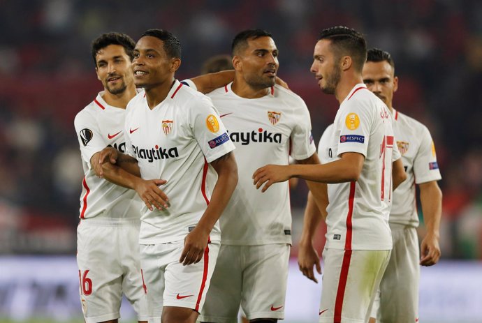 El Sevilla celebra una cómoda victoria en Liga Europa