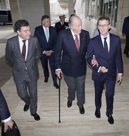 El Rey Juan Carlos y la infanta Elena presentan dos eventos de vela en Galicia