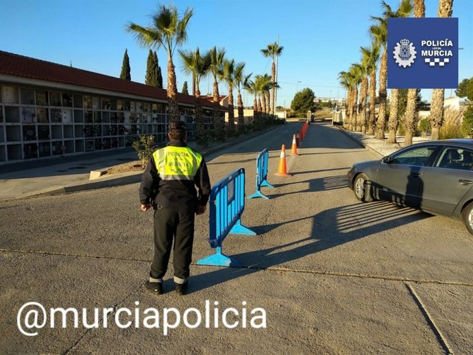 Policía Local, cementerio, Todos los Santos, dispositivo