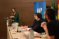 Susana Díaz llama a "romper clichés" sobre Andalucía: "Esta tierra es capaz de crecer y hacerlo con sonrisa"