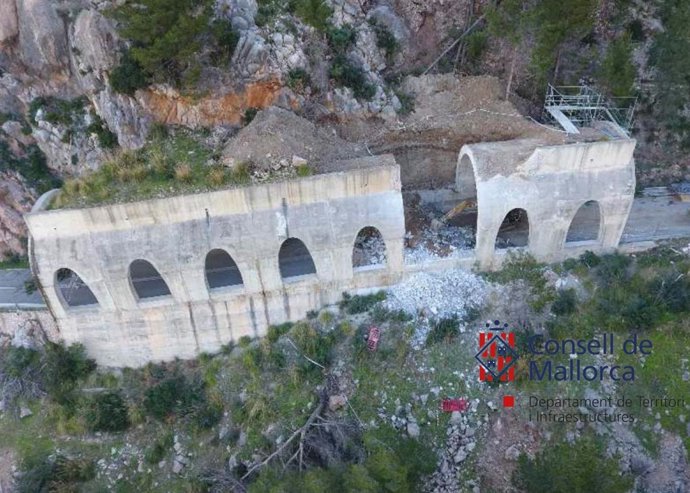 Falso túnel de Estellencs