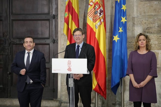 Manuel Illueca, Ximo Puig y Helena Beunza