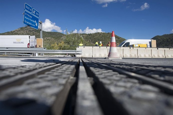 Abre al tráfico el viaducto de la A-92 en Huétor-Santillán