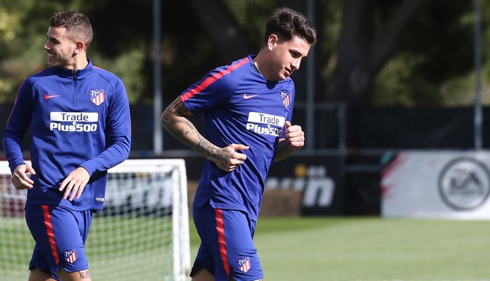 Giménez entrena junto a Lucas Hernández