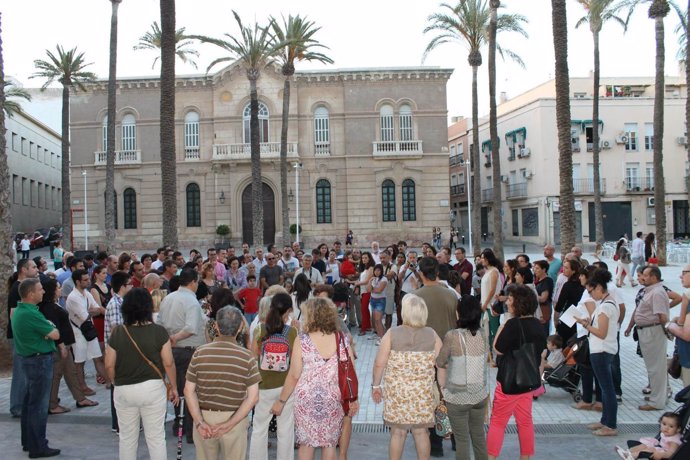 Turistas en una visita guiada en Almería