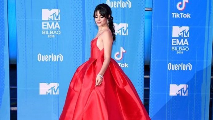 Camila Cabello en la Red Carpet de la MTV