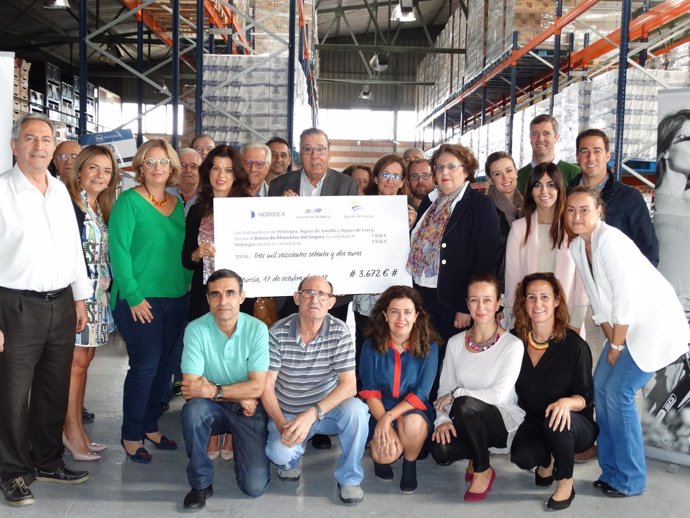 Hidrogea recauda 3.672 euros para el Banco de Alimentos