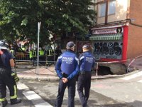 El Canal está en contacto con los vecinos del socavón de La Elipa y el seguro se hará cargo del incidente