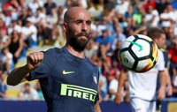 Borja Valero: "Si puedo elegir, espero que Messi no esté"