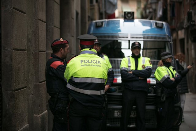 Escorcoll de narcopisos a Ciutat Vella, Barcelona