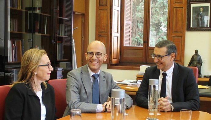 Isabel Soler, Miguel Moreno  y José Luján