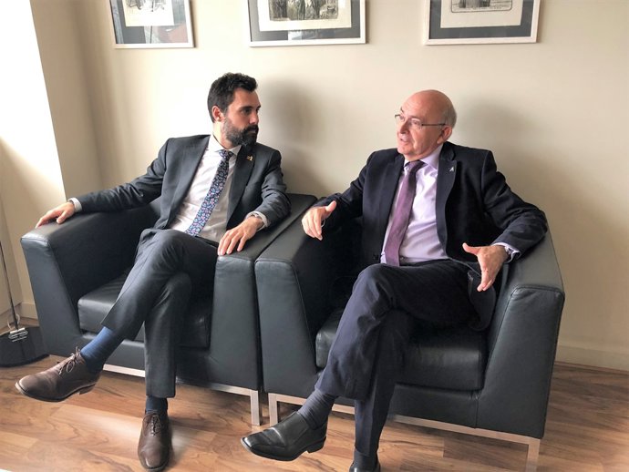 El pres. del Parlament Roger Torrent i el director de l'OAC Miguel Ángel Gimeno