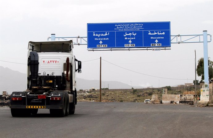 Principal carretera entre Hodeida y Saná