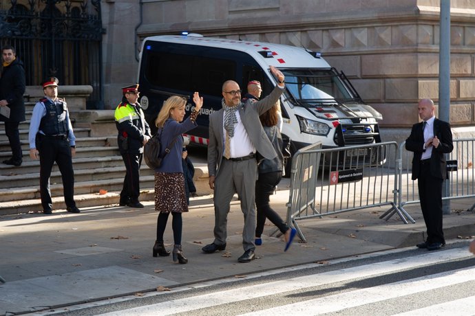 El conseller de la Generalitat catalana i l'alcaldessa de  Vilanova i la Geltrú
