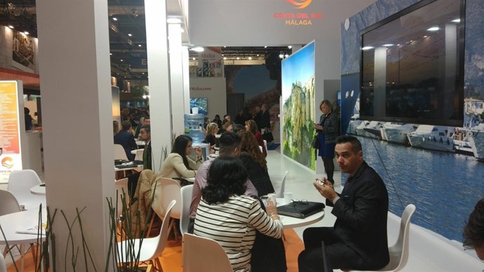 Empresas agentes viajes mesas trabajo WTM Londres