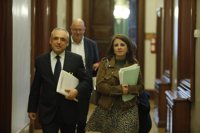 El PSOE insta a Casado a "expulsar" a Cospedal al Grupo Mixto por sus encargos a "las cloacas"