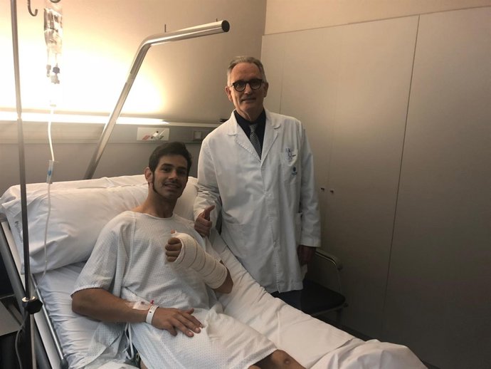 Jordi Torres junto al Doctor Xavier Mir