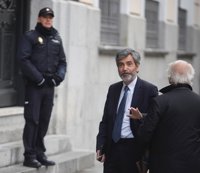 El presidente del Supremo insta al Gobierno a modificar la ley hipotecaria para "clarificar" quién paga el impuesto