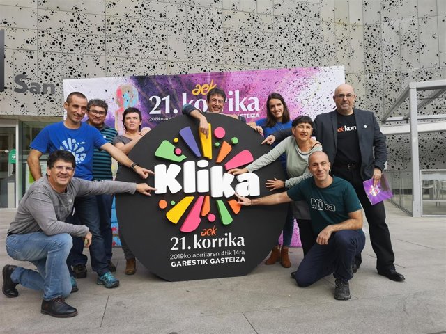 La 21 edición de Korrika unirá la localidad navarra de Puente la Reina y Vitoria bajo el lema 'Klika'