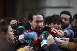 Reunión de Unidos Podemos con los candidatos de "Adelante Andalucía" a la Junta