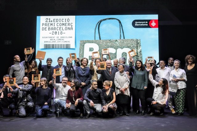 La alcaldesa A.Colau en los Premis Comerç de Barcelona