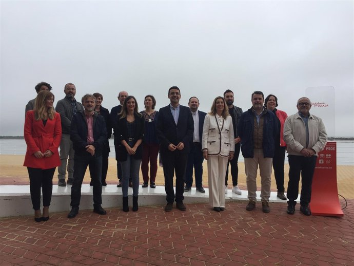 Lista del PSOE de Huelva para las elecciones del 2 de diciembre.
