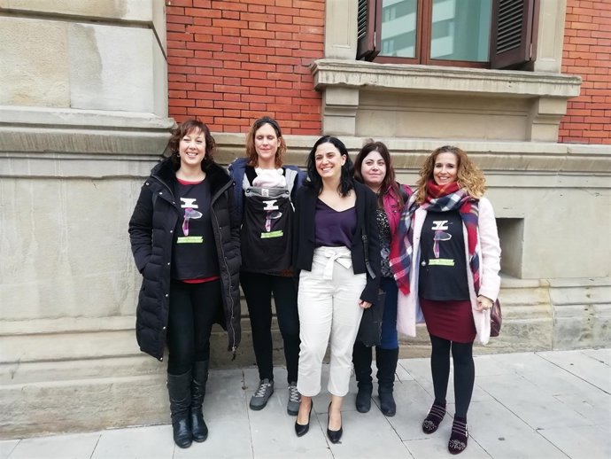 Un grupo de madres afectadas.