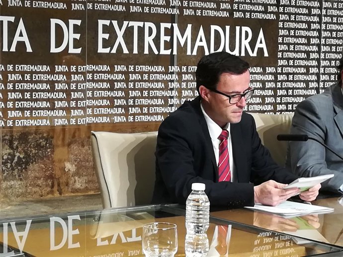 Miguel Ángel Gallardo en rueda de prensa este jueves en Mérida