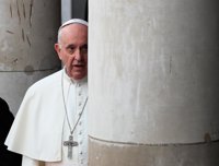 El Papa pide trabajar por reconstruir el tejido social fraccionado desde la diversidad y poner el foco en los marginados