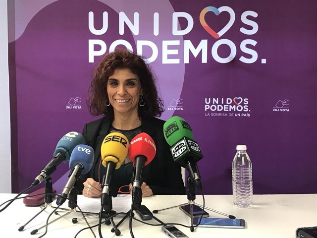 La secretaria general de Podemos Cantabria, Rosana Alonso