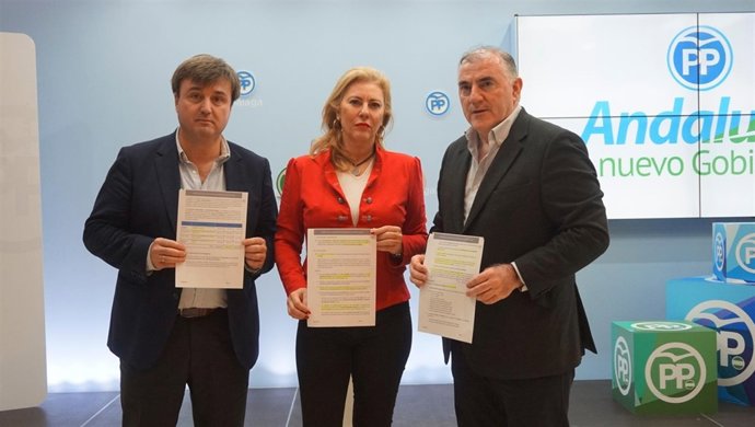 Carolina españa pp marmolejo y avelino barionuevo