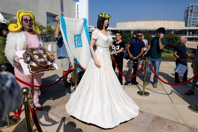 Estatua en Tel Aviv ridiculizando a la ministra de Cultura de Israel
