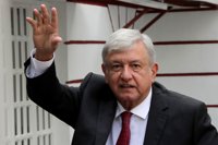 López Obrador presentará una iniciativa para reducir y prohibir el cobro de comisiones a los bancos