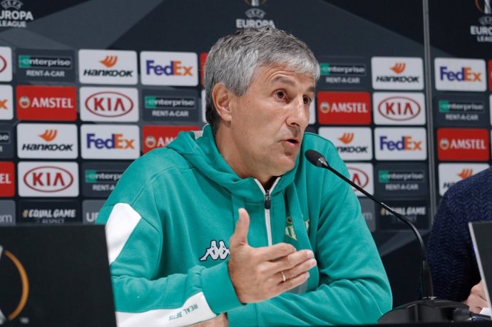 El entrenador del Real Betis, Quique Setién