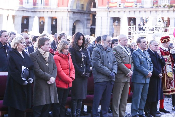 Misa solemne con motivo de la Festividad de Nuestra Señora de la Almudena en Mad