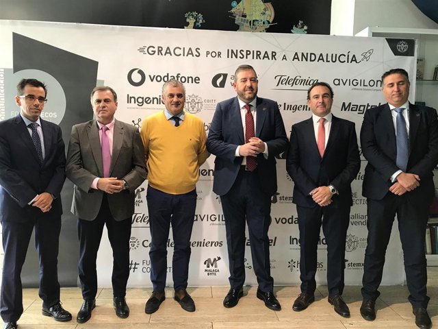 Nota Y Fotografías Consejero Empleo Premios Ingenio