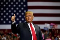 Trump suspende 90 días la entrada de inmigrantes a través de México