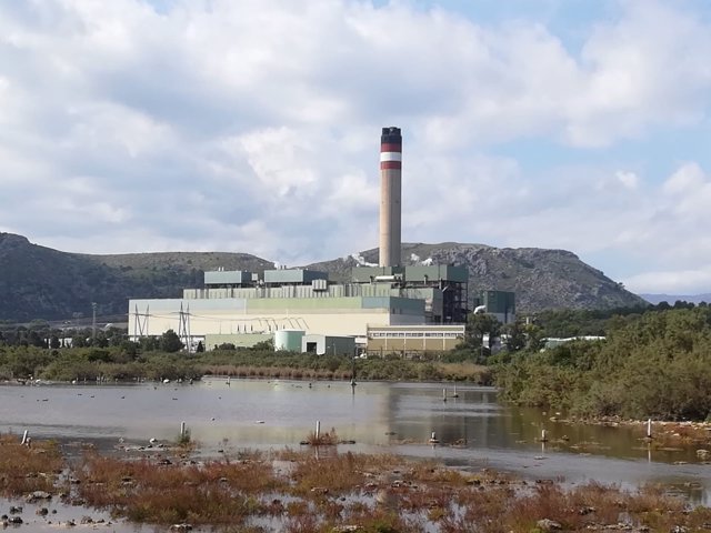 El comité de empresa de Es Murterar asegura que el anuncio del cierre de las centrales provoca 'incertidumbre'