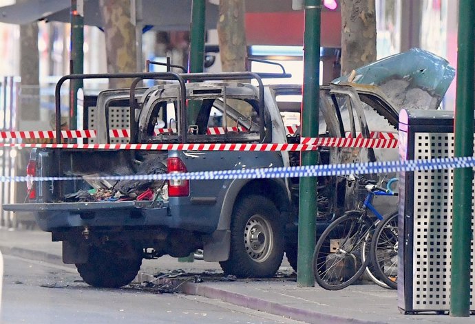 Vehículo incendiado en ataque de Melbourne