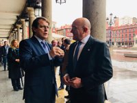 Carnero reclama una financiación local "justa" y la mejora de infraestructuras ferroviarias