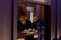 Merkel y Macron escenifican su cercanía cien años después del final de la Gran Guerra