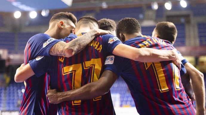 El Barça golea al Palma Futsal para ponerse líder