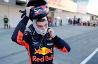 Verstappen agrede a Ocon por el choque en Brasil