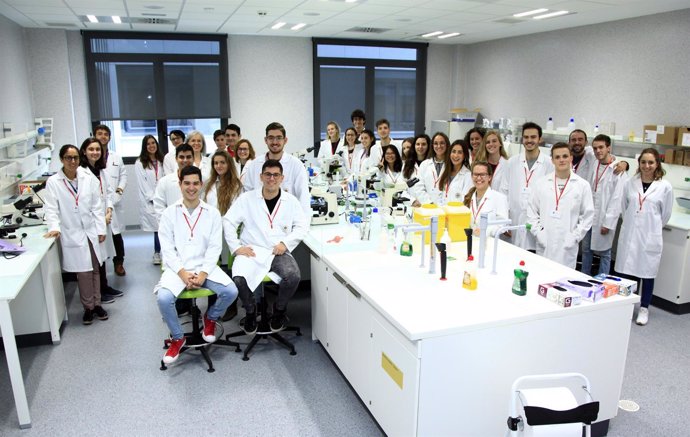 Equipo de la CEU UCH